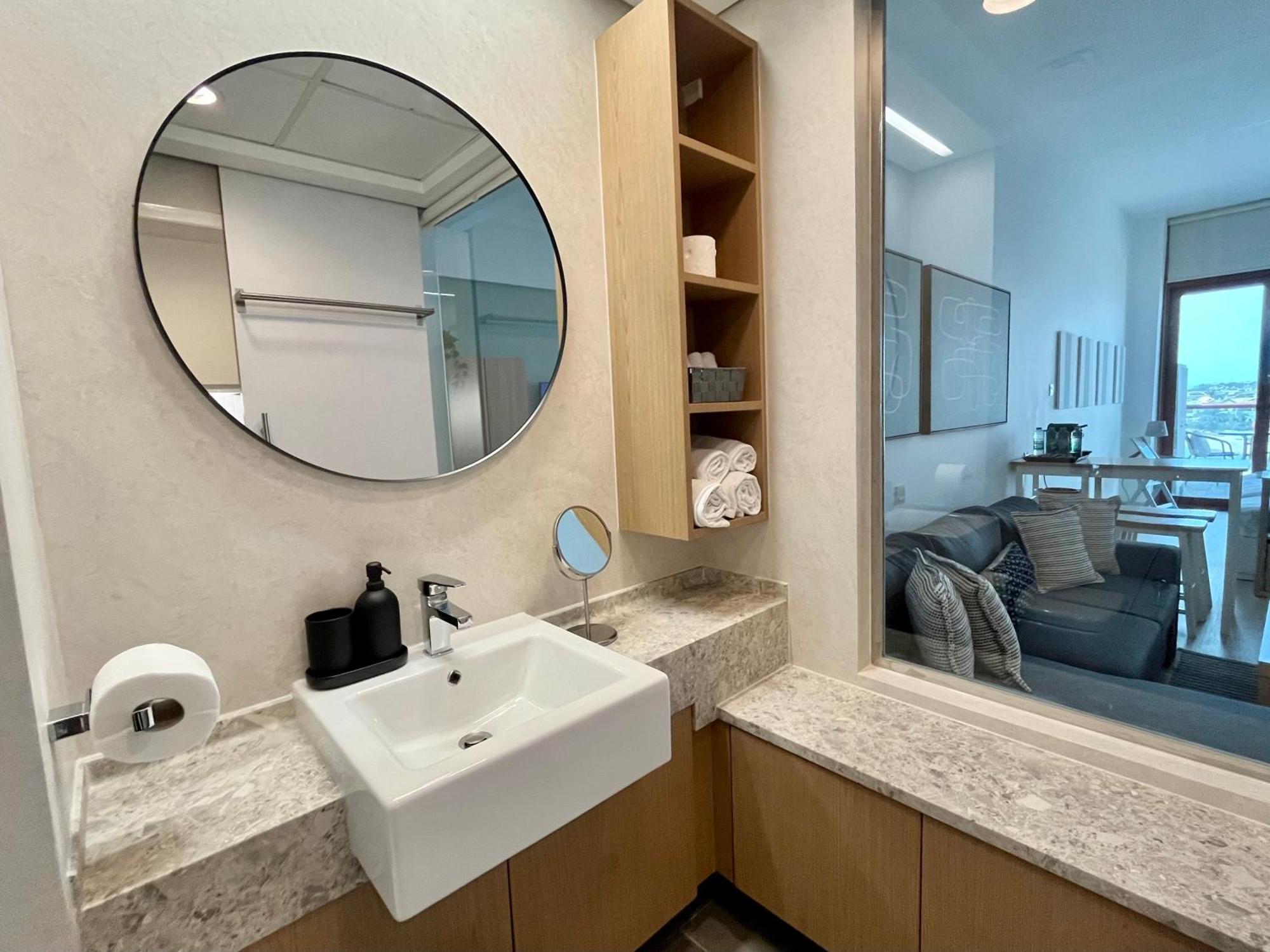 Palm Jumeirah Upgraded & Cozy Boutique Apartment دبي المظهر الخارجي الصورة