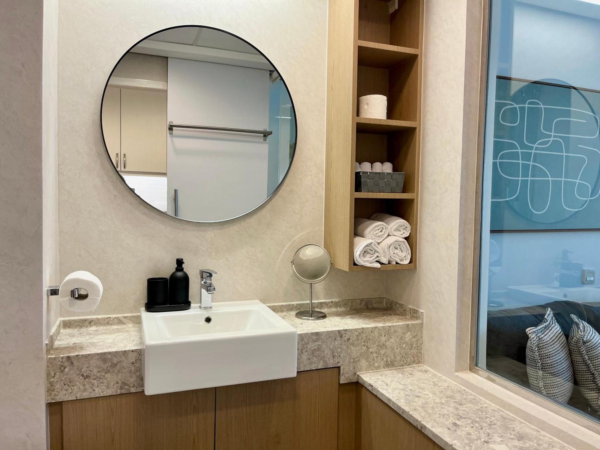 Palm Jumeirah Upgraded & Cozy Boutique Apartment دبي المظهر الخارجي الصورة